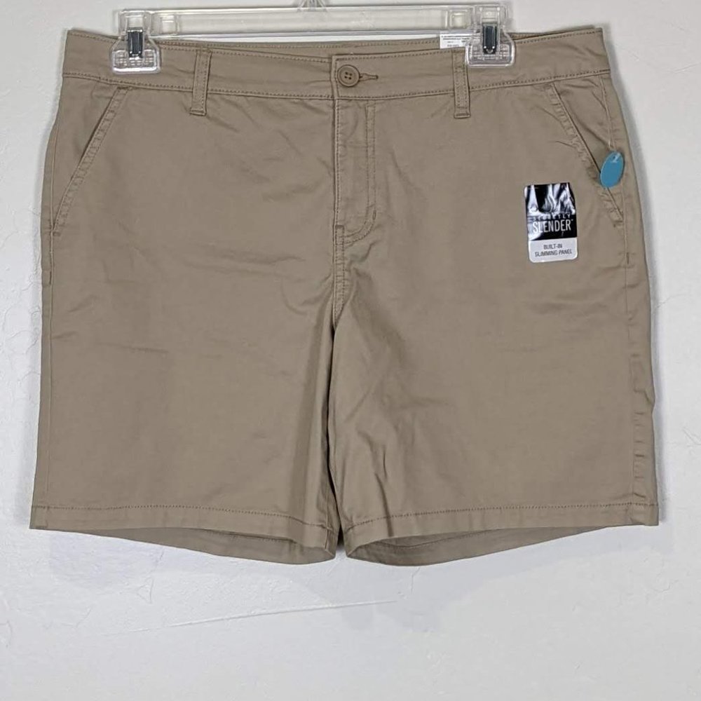 St. John's Bay NWT Size 14 Midrise Shorts